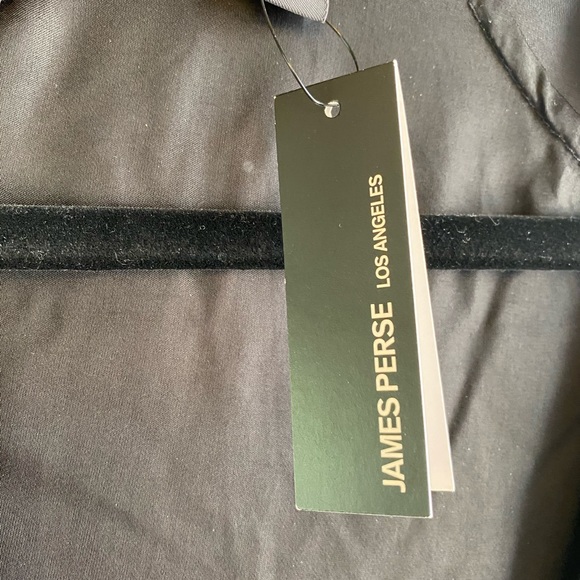 James Perse Sandifer Satin Wrap Top. Size 0. - Picture 3 of 4